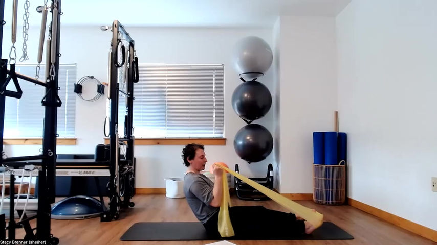 Pilates Mat with Resistance Band (1)